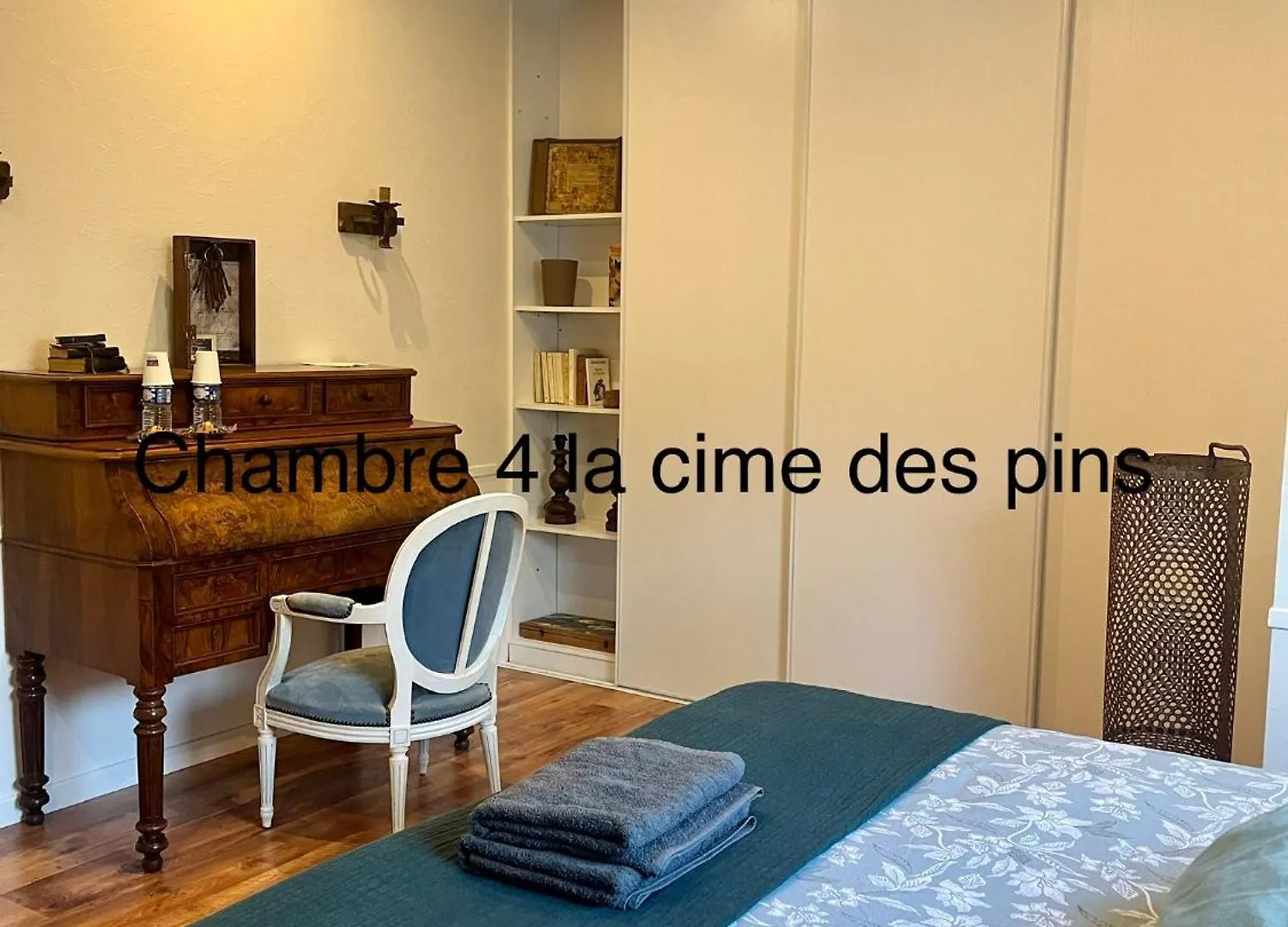 Chambres D'Hotes, La Cime Des Pins Crevin Bed & Breakfast